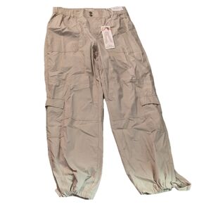 Regeneration by celebrity pink khaki mid rise cargo joggers size large